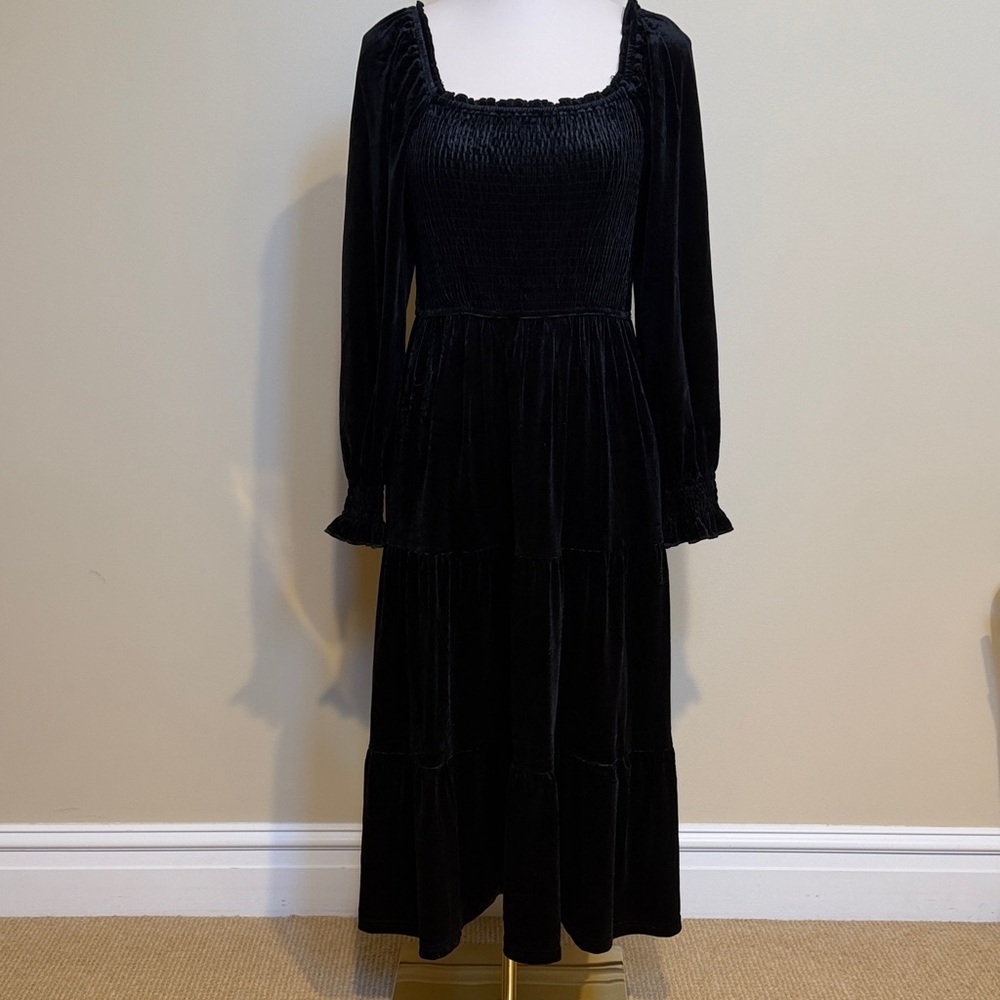 ZESICA Black Smocked Midi Dress Long Sleeve Square Neck Tiered Cottagecore